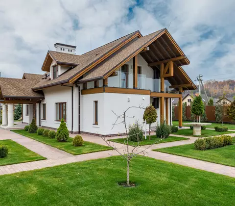 Veľký rodinný dom so záhradou