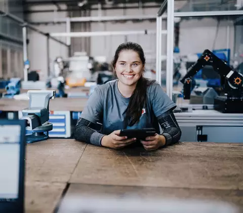 Auszubildende im Werk