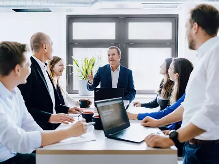 Meetingsituation im Bereich Marketing