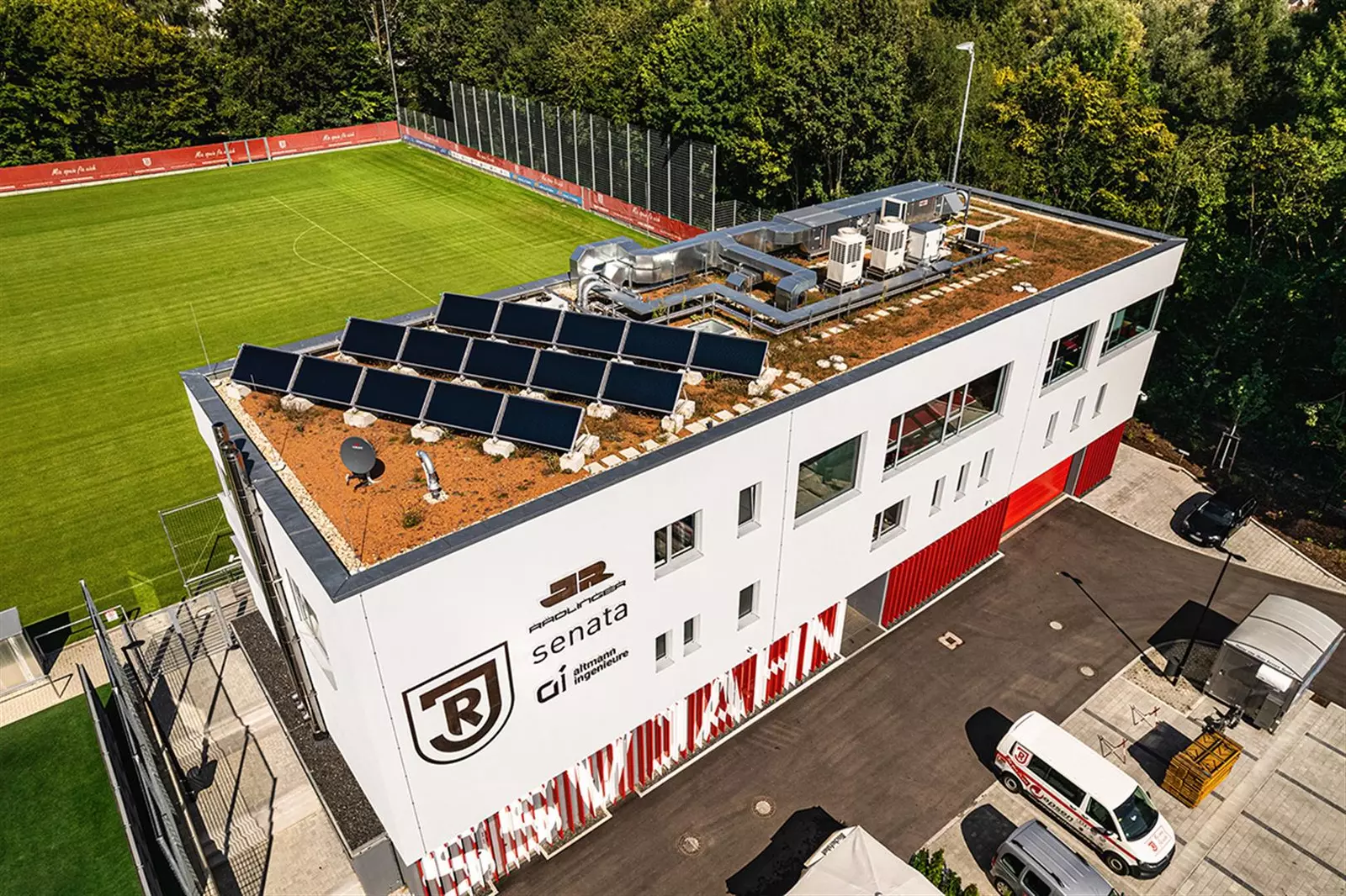 Referenz: Stadion SSV Jahn