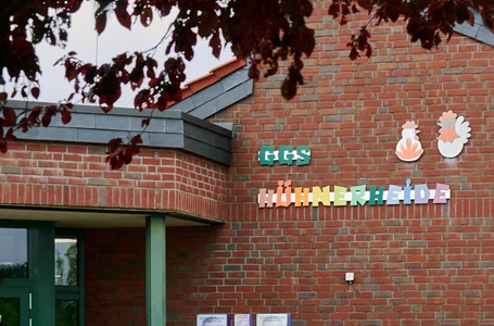 Fassade GGS Hühnerheide in Dinslaken