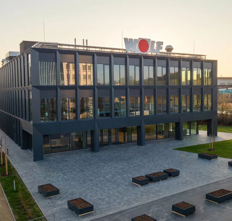 Außenansicht des neuen WOLF CAMPUS