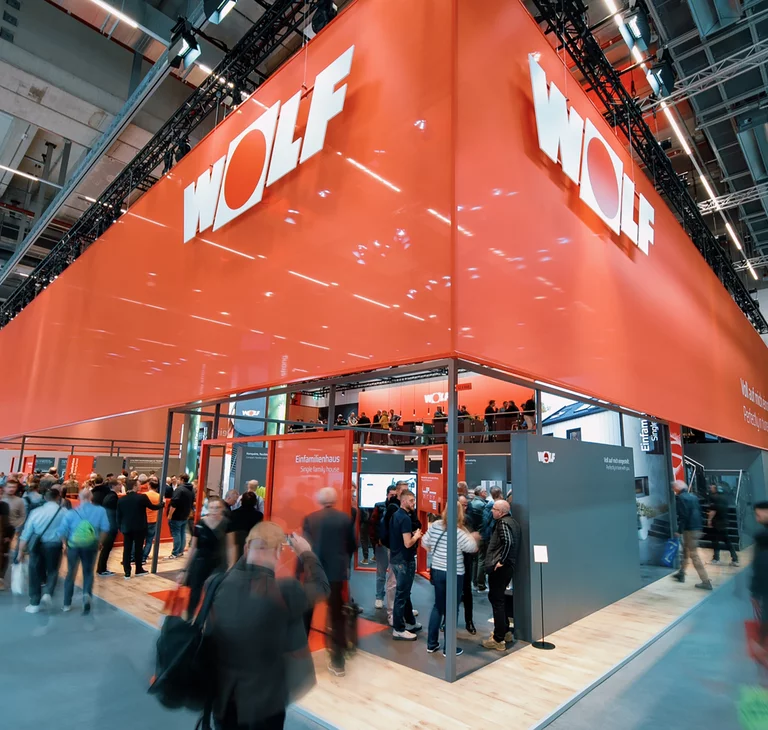 WOLF stellt in Essen Lösungen für EFH, MFH und Commercial aus