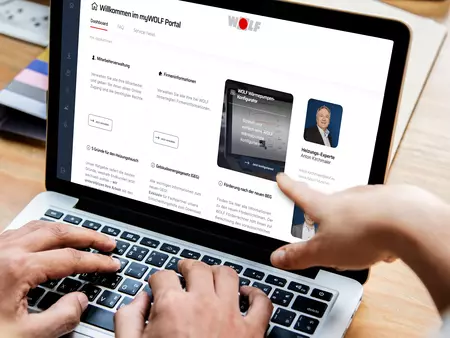 Laptop mit WOLF Portal