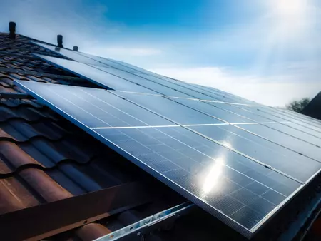 Befestigung einer Photovoltaikanlage auf dem Dach 