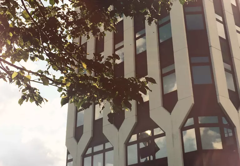 WOLF Gebäude Außenansicht